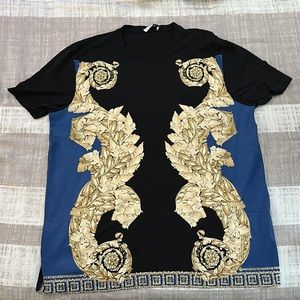 Versace tshirt